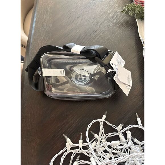 Lululemon Clear‎ Anywhere  Belt Bag 1L Unisex Adjustable Strap Event Ready NWT - Picture 4 of 8